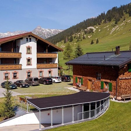 Gasthaus & Pension Alphorn Lech Extérieur photo