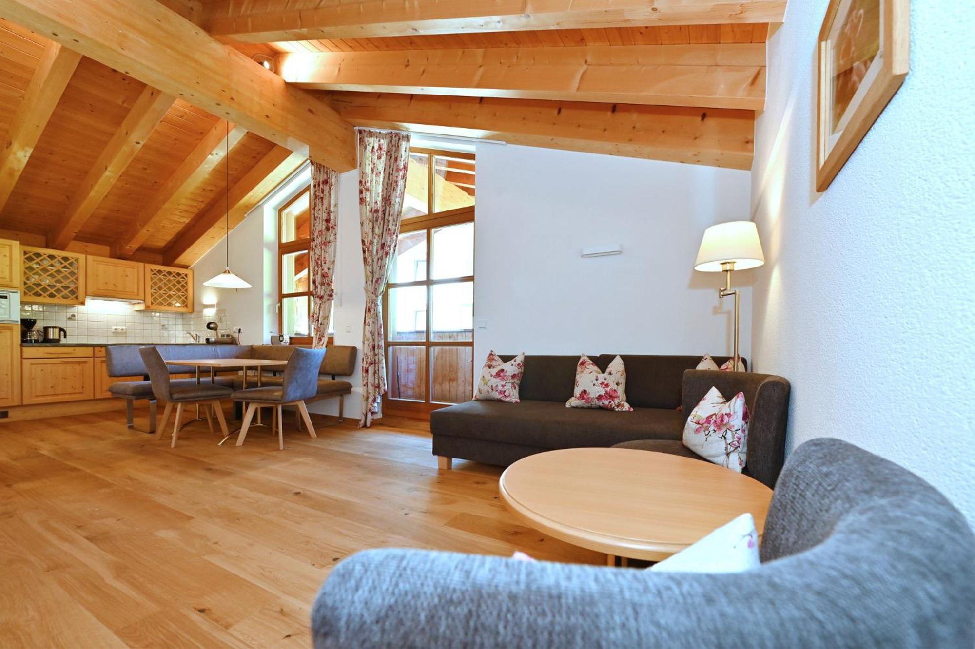 Gasthaus & Pension Alphorn Lech Extérieur photo
